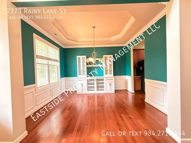 Photo - 2373 Rainy Lake St