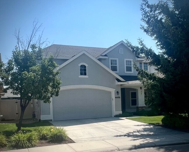 Photo - Beautiful 3 bed 2.5 bath home in the Cobblefield Crossing Subdivision in Meridian.