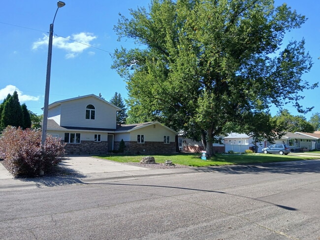 Photo - 4424 6th Ave S