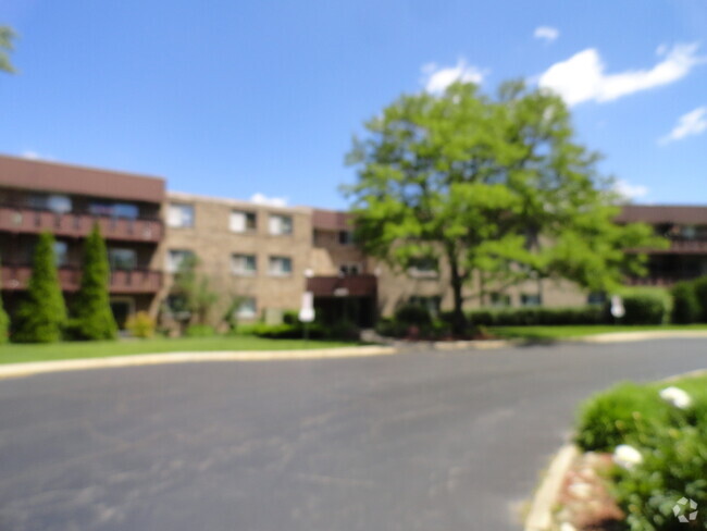 Building Photo - 2650 Brookwood Way Dr Unit 314B Rental