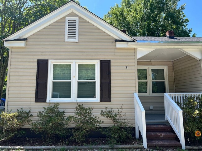 Freshly Updated 3/1 Duplex in Spartanburg - Freshly Updated 3/1 Duplex in Spartanburg Casa