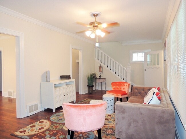 Photo - 3 Bed - 1.5 Bath Colonial for Rent in Clev...