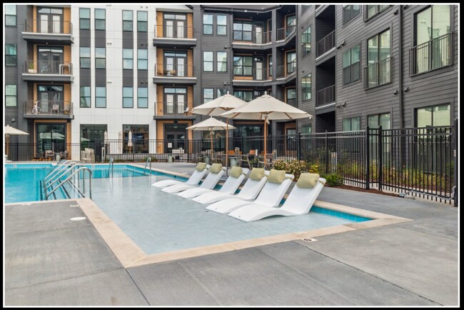 Photo - 700 Craighead St Unidad 1304