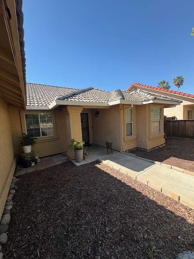 Photo - AVAILABLE NOW– Beautiful & Spacious 4 Bedroom Home!