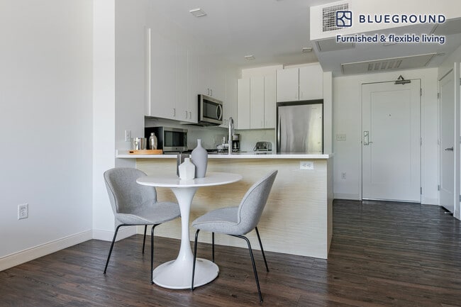 Photo - 845 Washington St Unidad FL2-ID1233