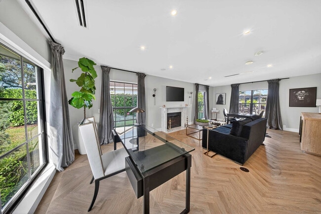 Photo - 4312 NE 22nd Ave Unit ID1332411P