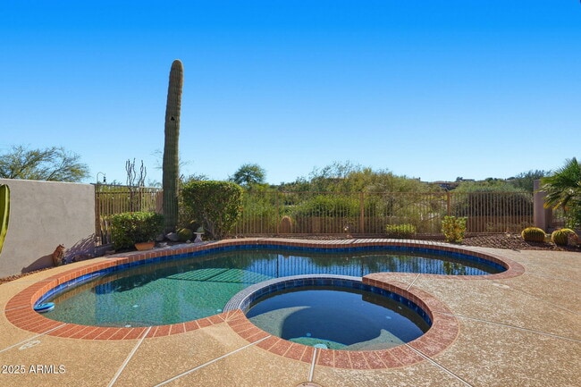 Photo - 15707 E Cactus Dr