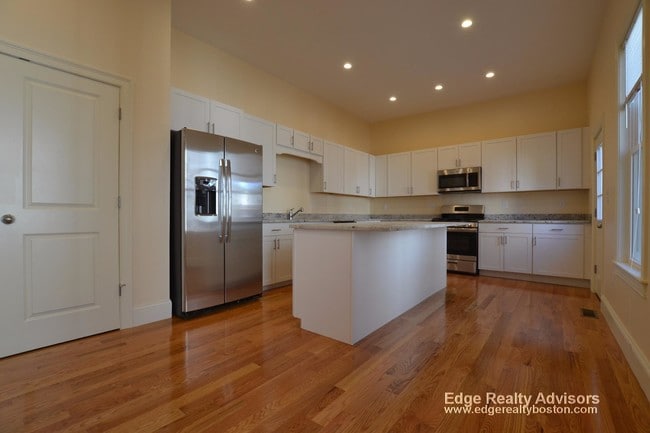 Building Photo - 7 Griggs Pl Rental