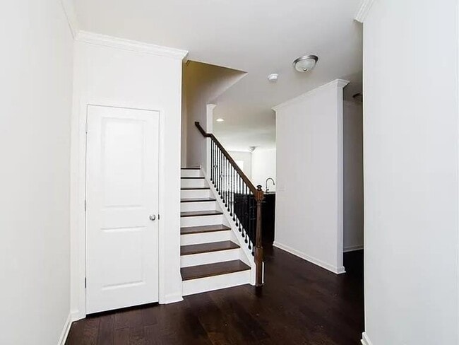 Photo - 5570 Lightheart Ct