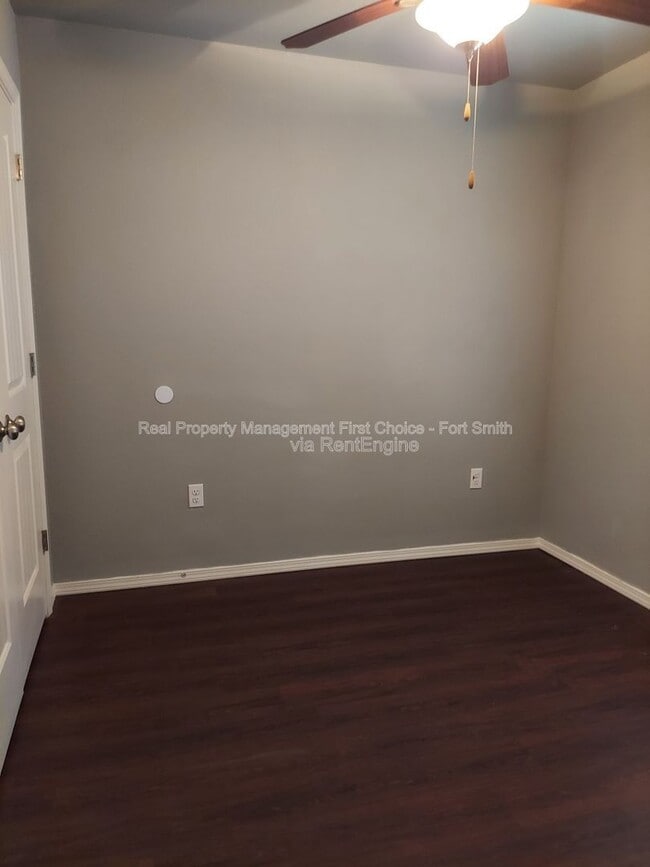 Photo - 2006 Ingalls Ln