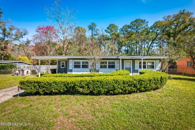 Photo - 909 Westgate Dr