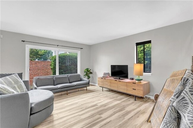 Photo - 2262 Pernoshal Ct