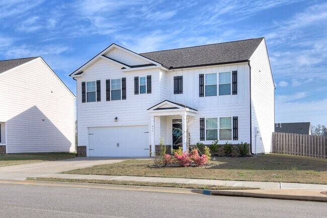 Photo - Beautiful 5 Bedroom 3 Bath