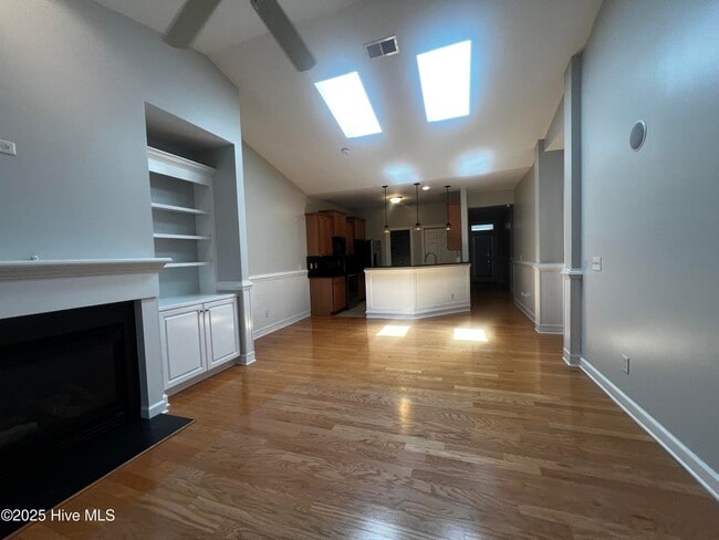 Photo - 1262 Greensview Cir