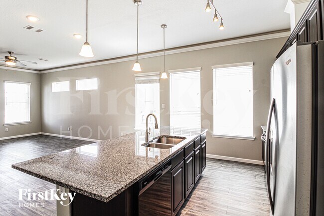 Photo - 3209 Youngs Meadow Ln