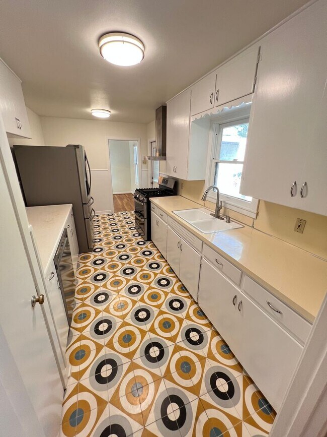 Photo - Brentwood Bungalow New to the Market!