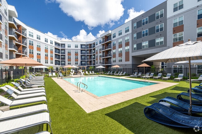 Piscina - Alta on the Row