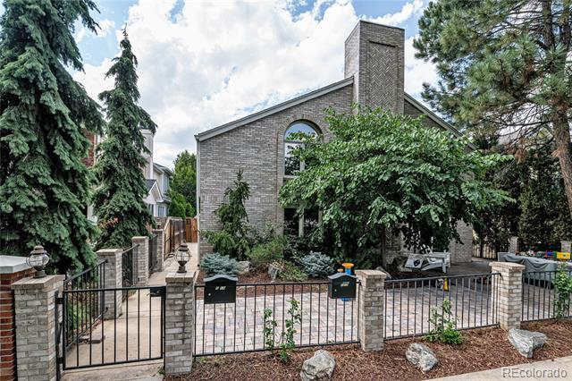 Photo - 541 Monroe St