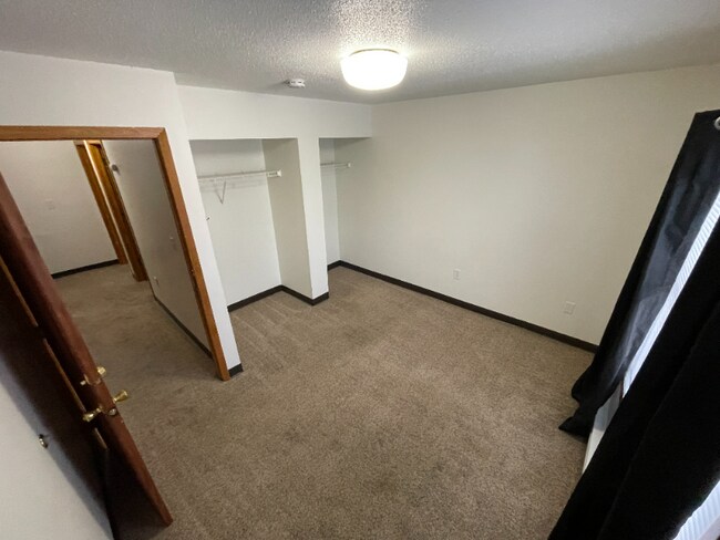 Photo - 323 N 3rd Ave W