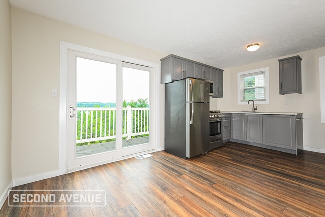 Photo - 182 Liberty St