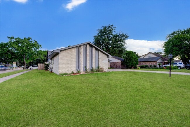 Photo - 16603 Kieth Harrow Blvd