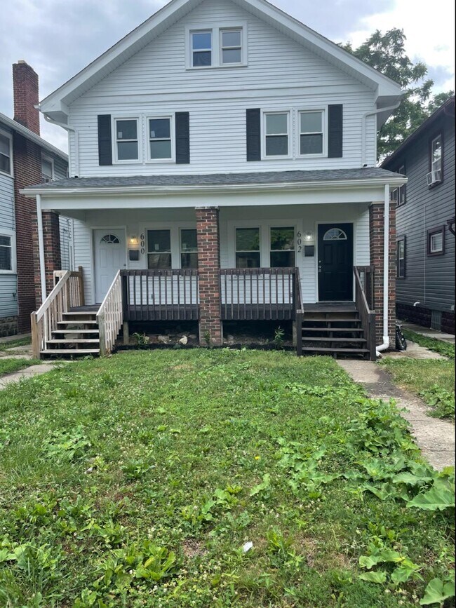 Photo - 600 Racine Ave Unit 1