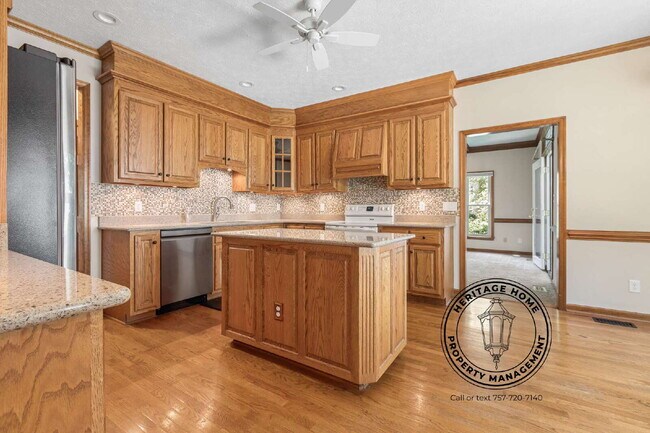 Photo - 301 Patriot Way