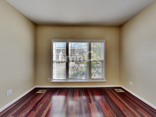 Photo - 8701 Poteat Dr