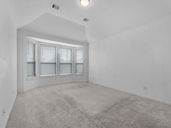 Photo - 952 Malibu Shr Ln