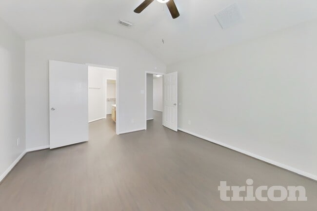 12230 Scarlet River Dr