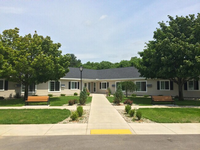 Photo - 228 Dewitt Ave