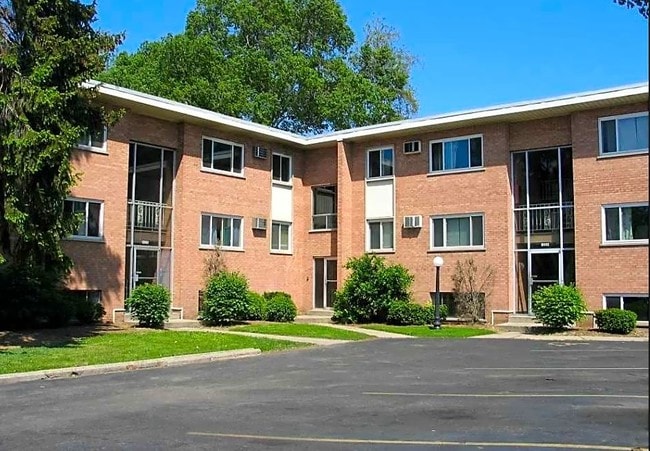 Photo - Anna Marie Apartments, LLC