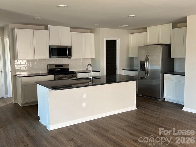 13304 Hampton Bay Ln