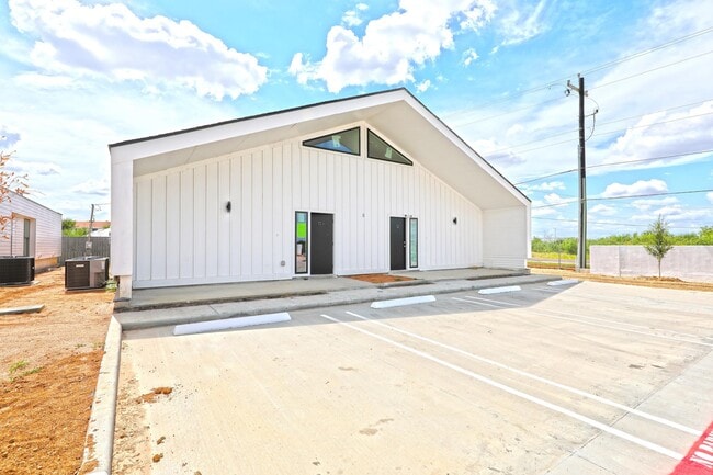 Photo - 3911 Casa Blanca Lake Rd