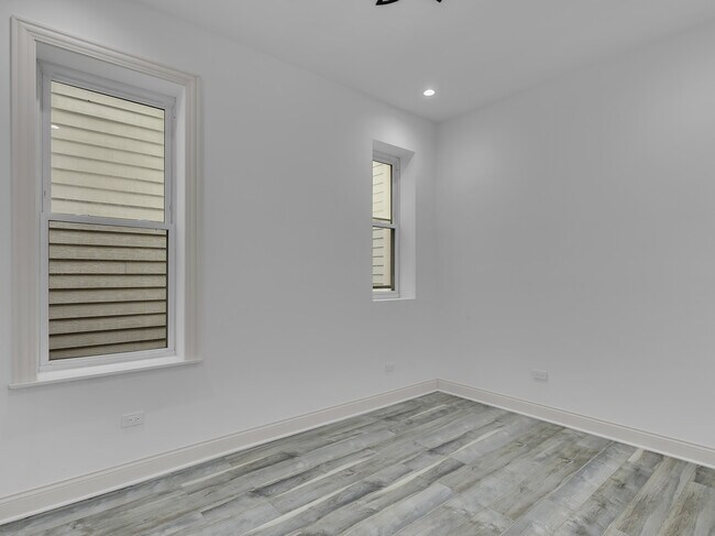 Photo - 2109 N Spaulding Ave