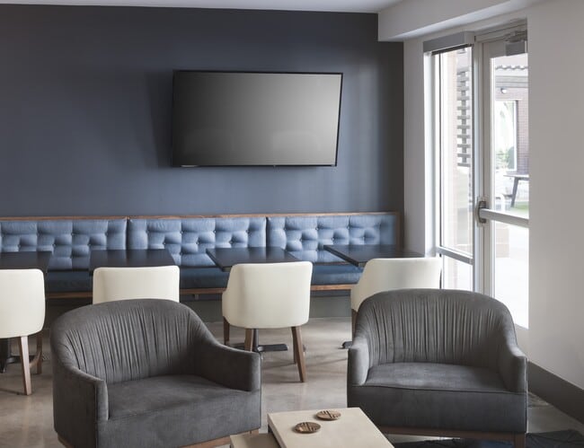 Photo - LoHi House Apartments