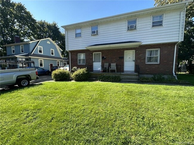 Building Photo - 153 Sickles Ave Unit Right
