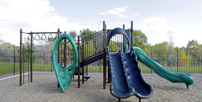 Photo - Copper Creek Apts