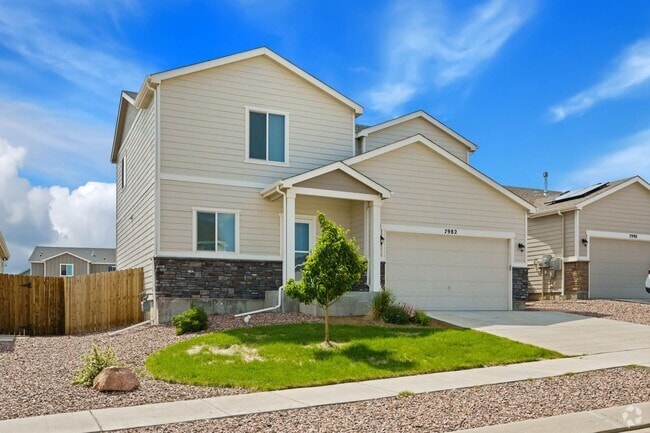 Building Photo - Stunning Forest Meadows Home Available NOW!