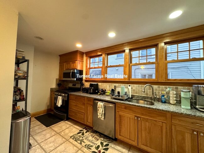 Photo - 202 Calumet St Unit 1