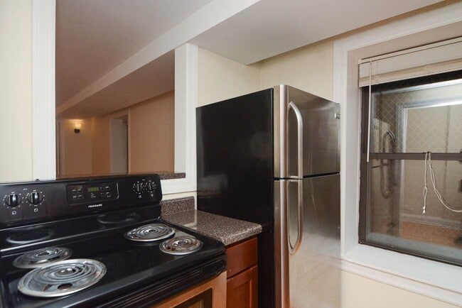 Photo - 1314 N Dearborn St Unit 201