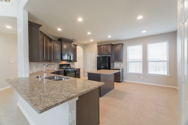 Photo - 8 Florentino Vine Pl