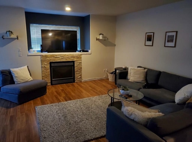 Photo - 3845 SE Mall St