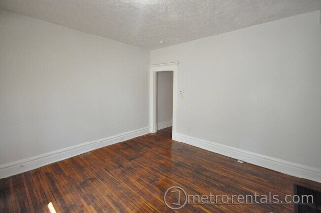 Photo - 204 E 9th Ave Unit 9