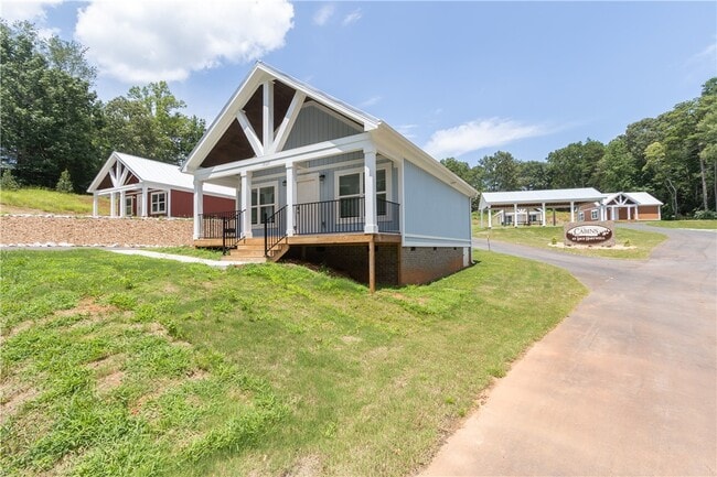 Building Photo - 1029 Smyzer