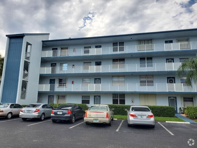 Building Photo - 7688 NW 18th St Unit 301 Rental