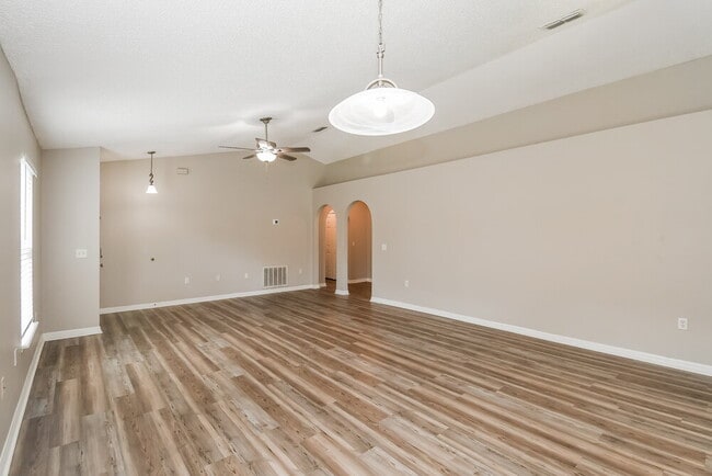 Photo - 3608 Alec Dr