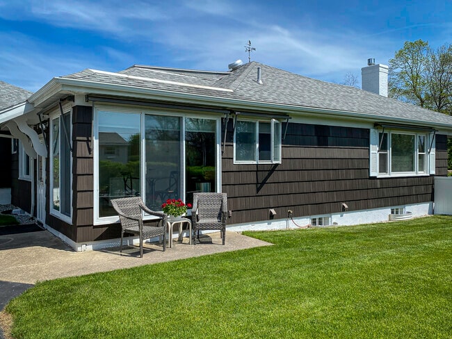 Photo - 40 Leonard Ave