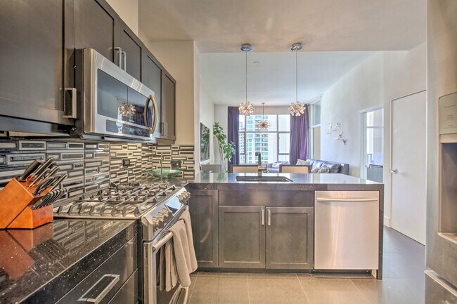 Photo - 530 K St Unidad Trellis