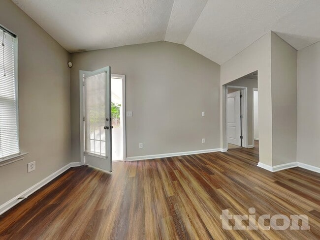 Photo - 80 Tinsley Cir